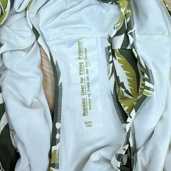 NEW Old Navy One Piece Bathing Suit Size 3X Coastal Vacation Tropical Swim - Picture 5 of 6